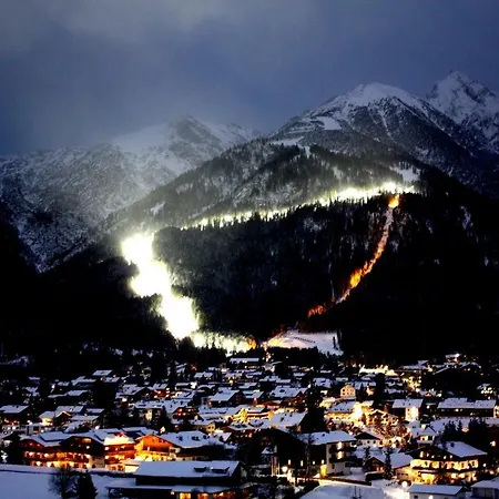Panorama-ferienwohnung Isser Apartment Seefeld in Tirol