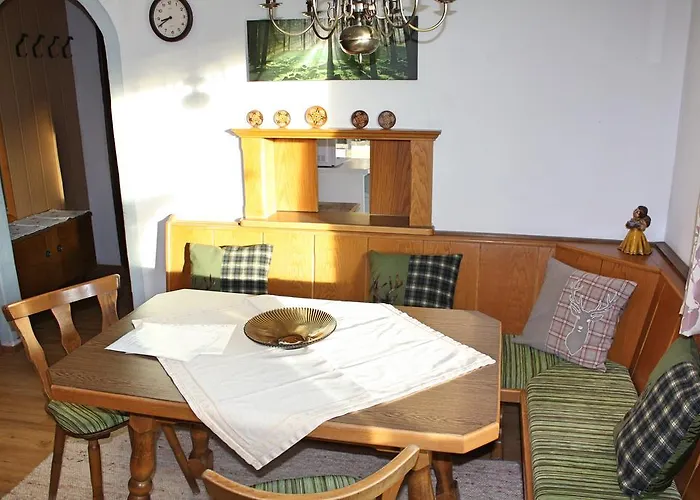 Panorama-ferienwohnung Isser Apartman Seefeld in Tirol